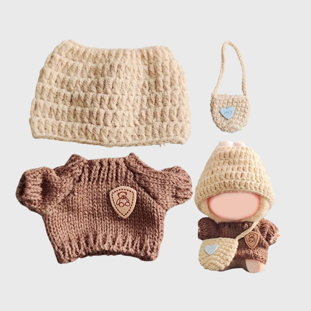 Labubu | Sweater, Beanie & Bag Outfit